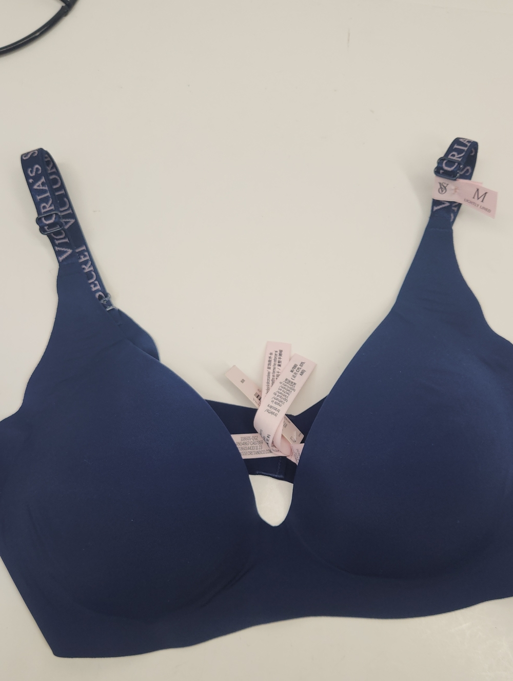 Victoria's Secret Navy Wireless T-Shirt Bra with Logo Straps M